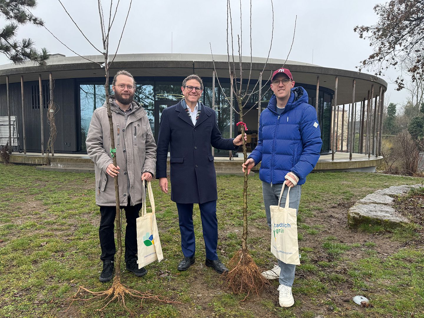 baum-fürs-baby-uebergabe-2025